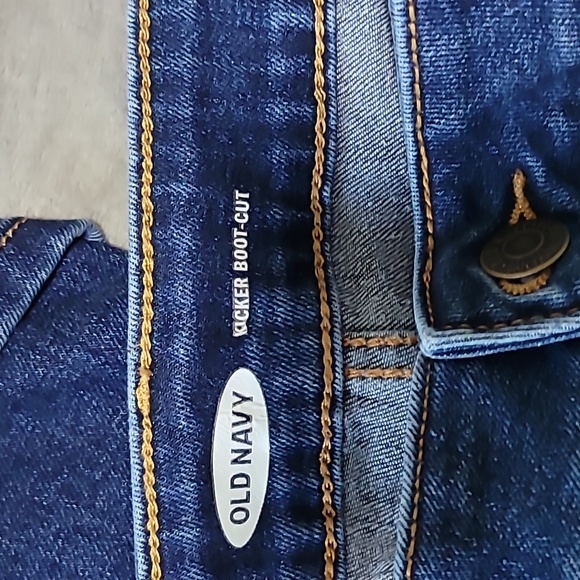Old Navy Kicker BootCut Jeans - Picture 2 of 3
